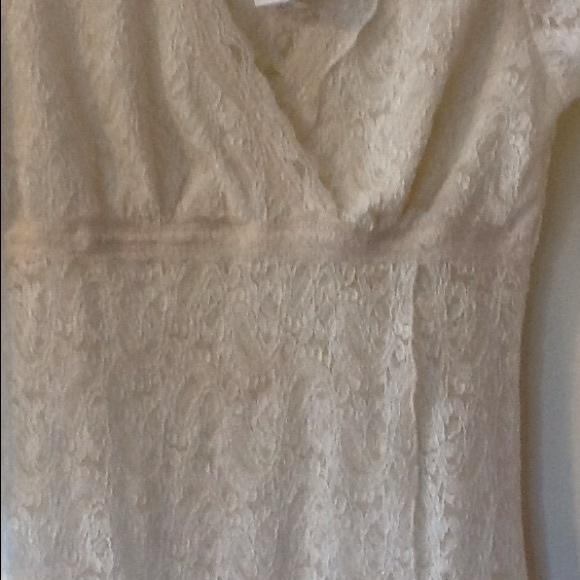 Lace top - Picture 2 of 4